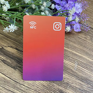 Carte NFC Instagram 8,5 x 5,4 cm